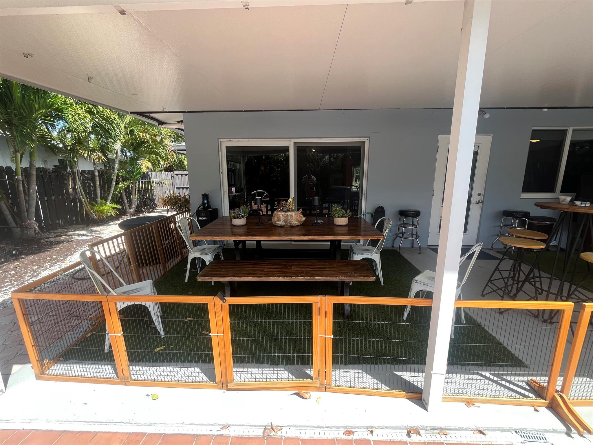 CORAL GARDENS - Residential Lease