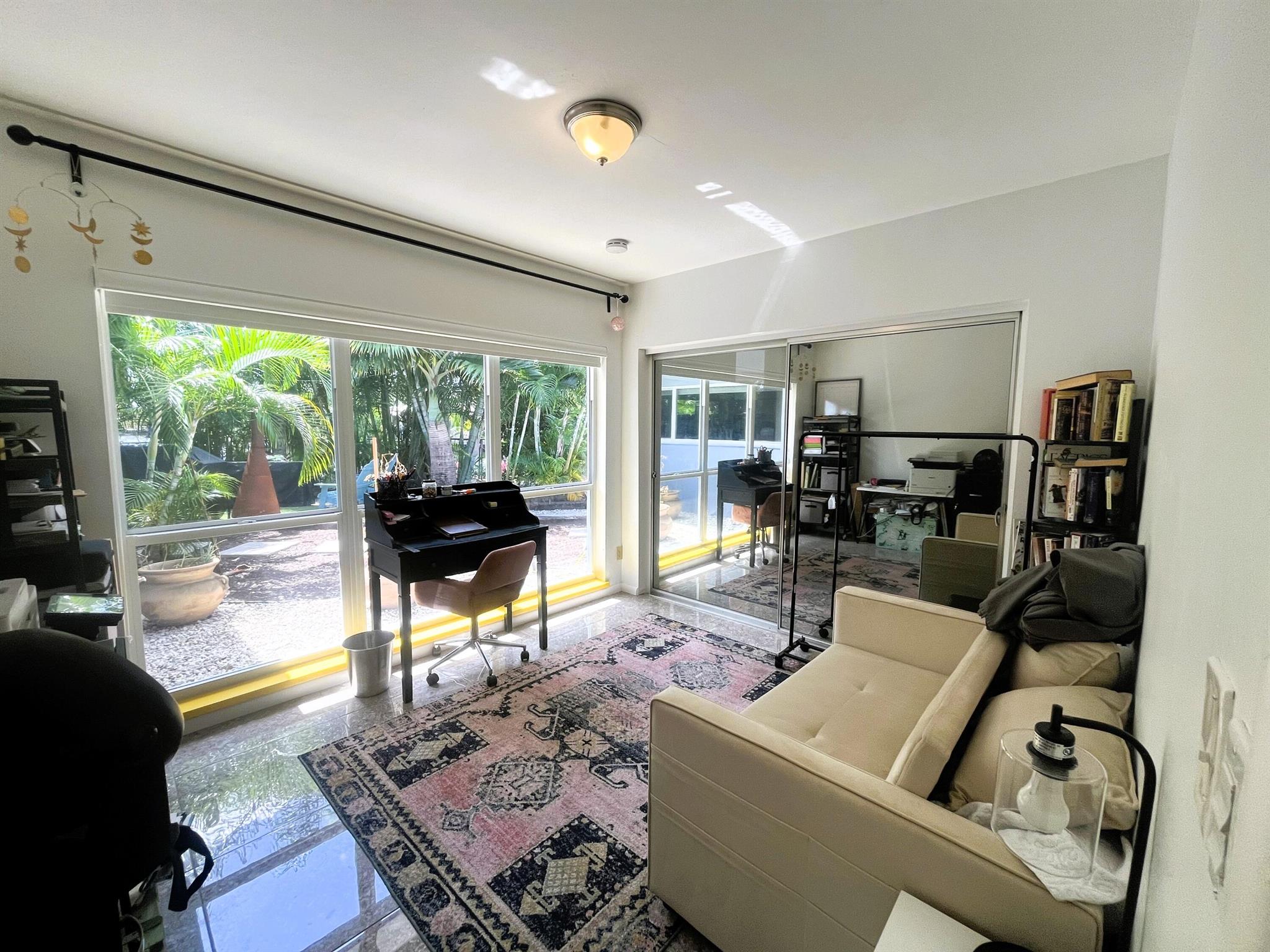 CORAL GARDENS - Residential Lease