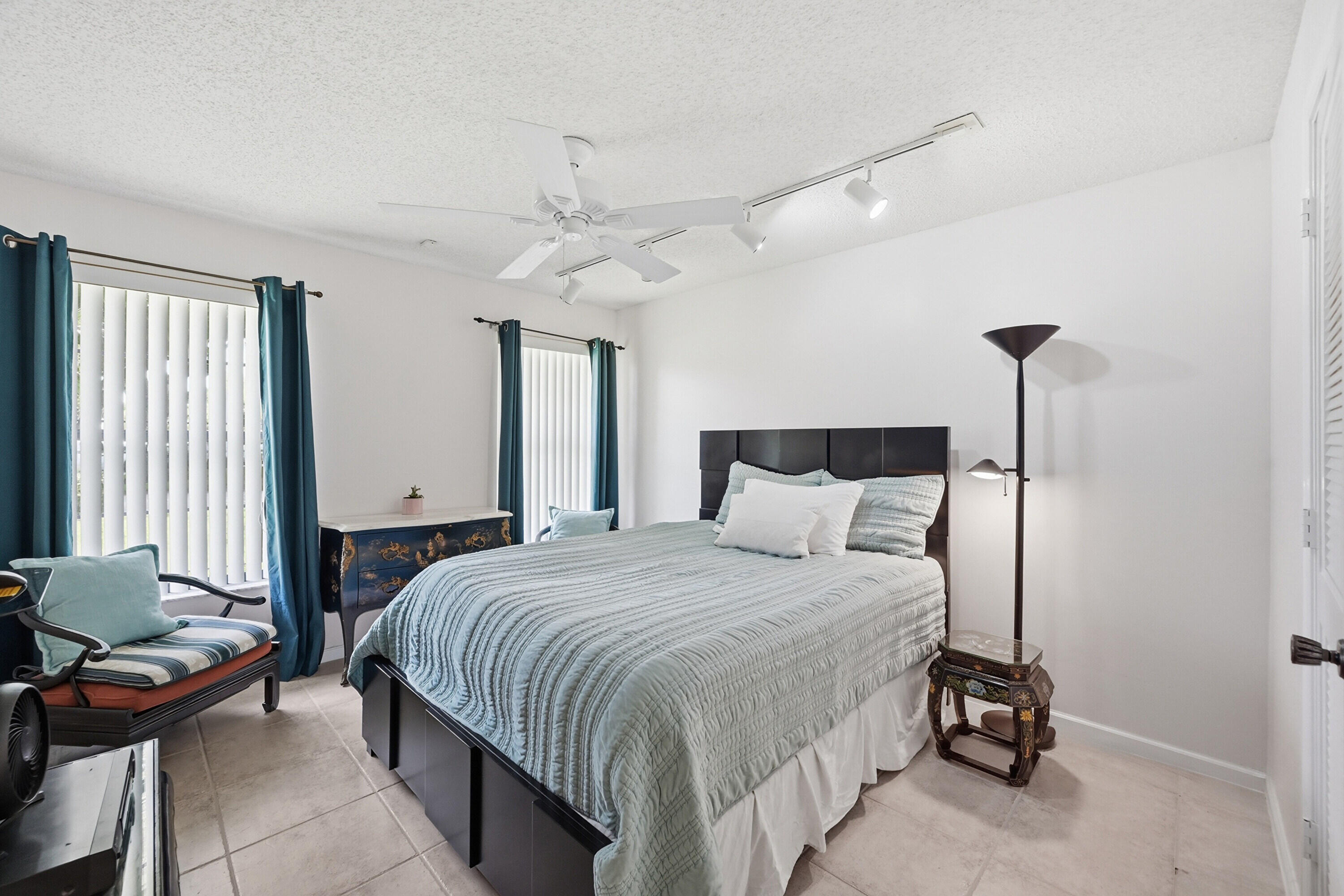 CYPRESS RUN - Residential