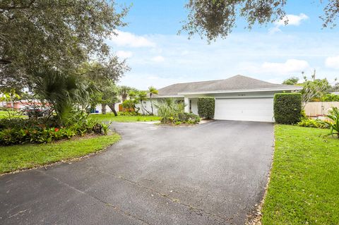 A home in Tequesta