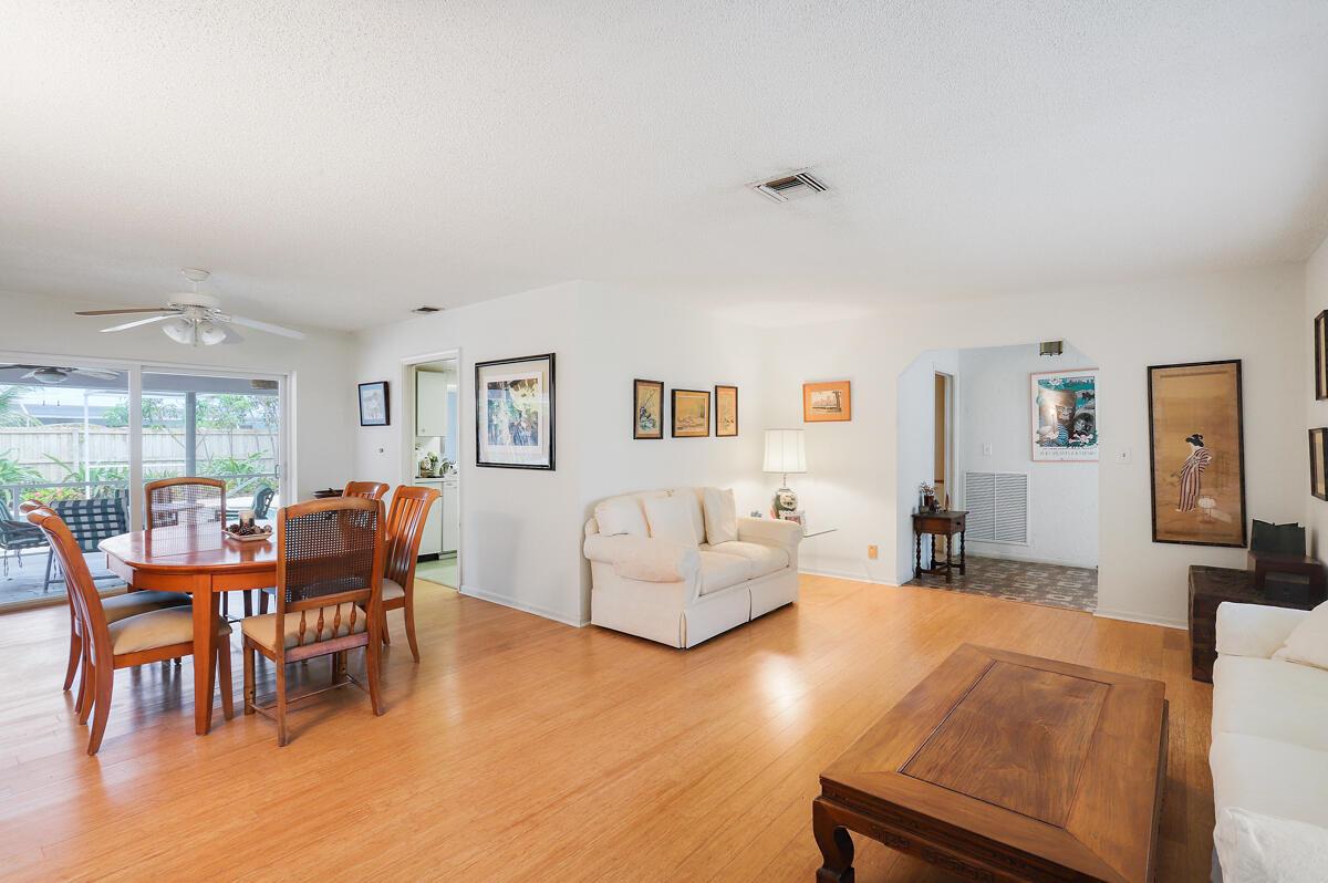 TEQUESTA COUNTRY CLUB - Residential