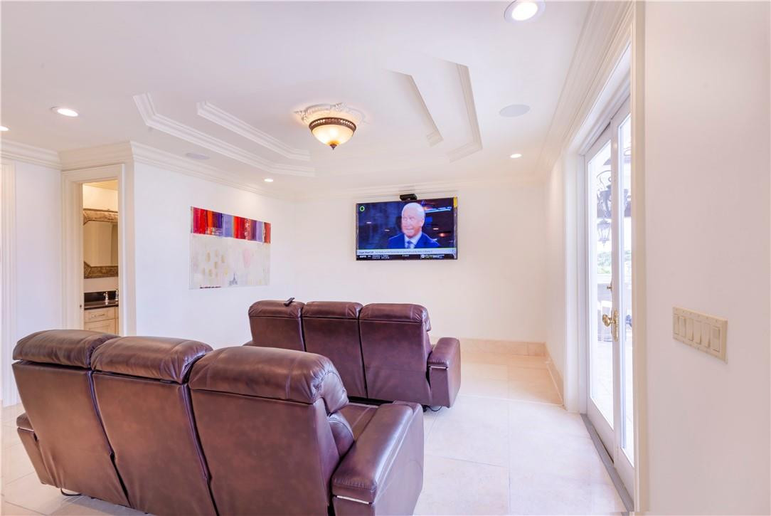 Gould Island 15-62 B - Residential