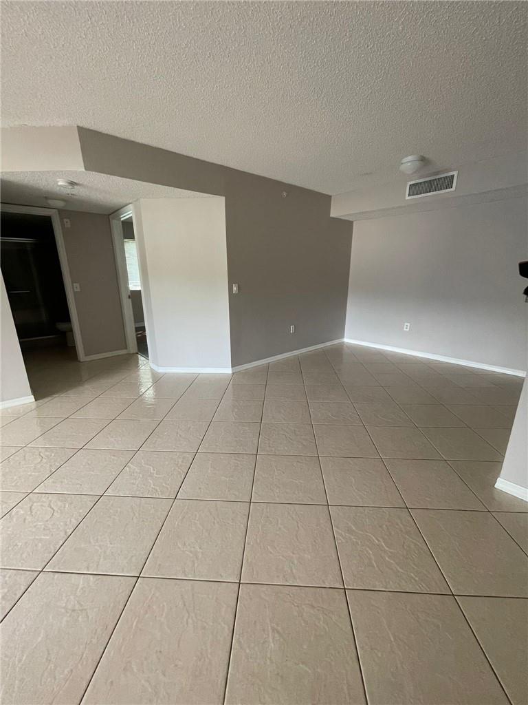 EVERGREEN LAKES CONDO - Residential Lease