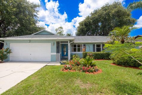 208 SE Sims Circle Port St Lucie FL 34984