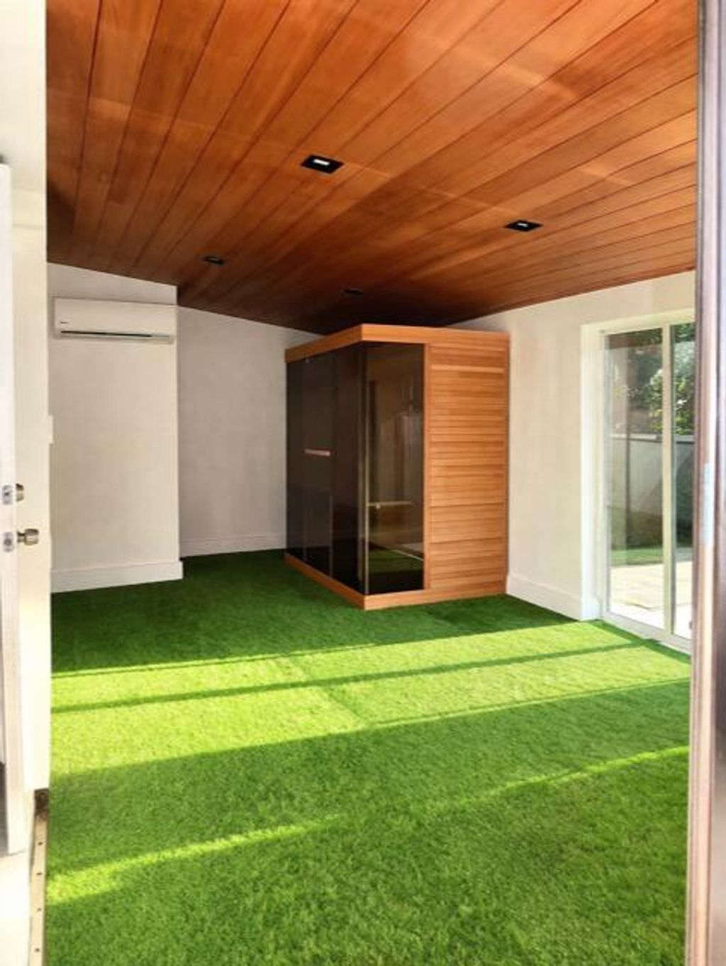 Photo of 1820 SW 36th Avenue, Fort Lauderdale, FL 33312 (MLS # B26020282)