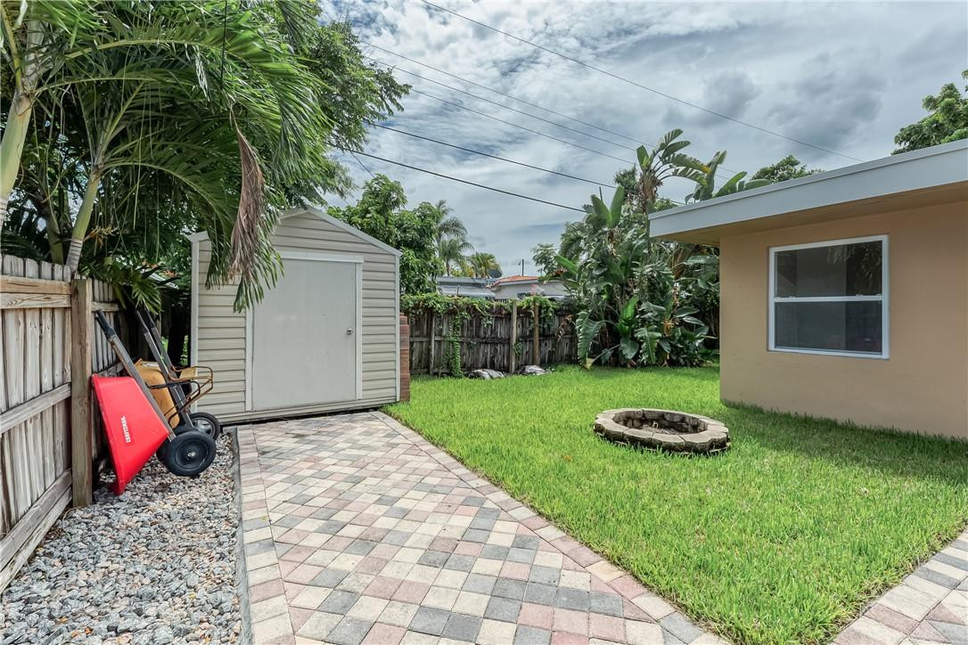 North Andrews Garden - Residential