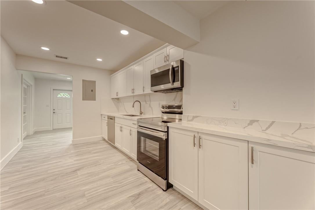 North Andrews Garden - Residential