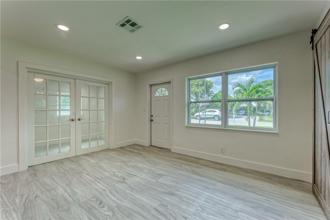 North Andrews Garden - Residential