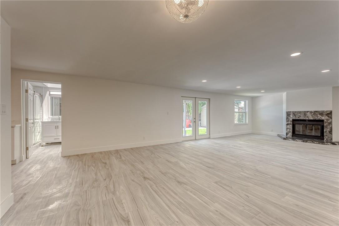 North Andrews Garden - Residential