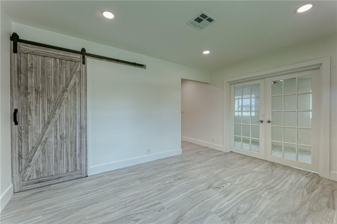 North Andrews Garden - Residential