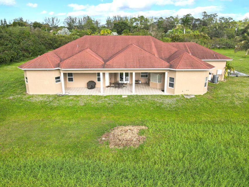 LOXAHATCHEE GROVES - Residential Lease