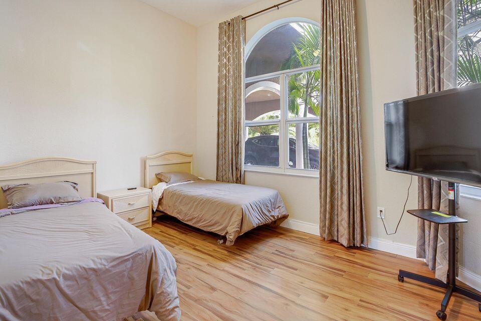 LOXAHATCHEE GROVES - Residential Lease