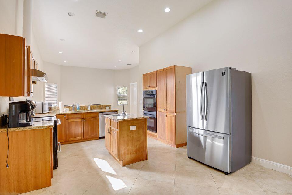 LOXAHATCHEE GROVES - Residential Lease