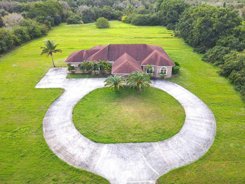 LOXAHATCHEE GROVES - Residential Lease