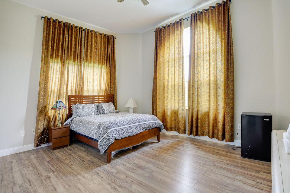 LOXAHATCHEE GROVES - Residential Lease