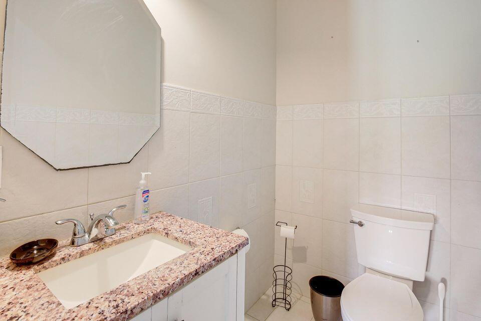 LOXAHATCHEE GROVES - Residential Lease