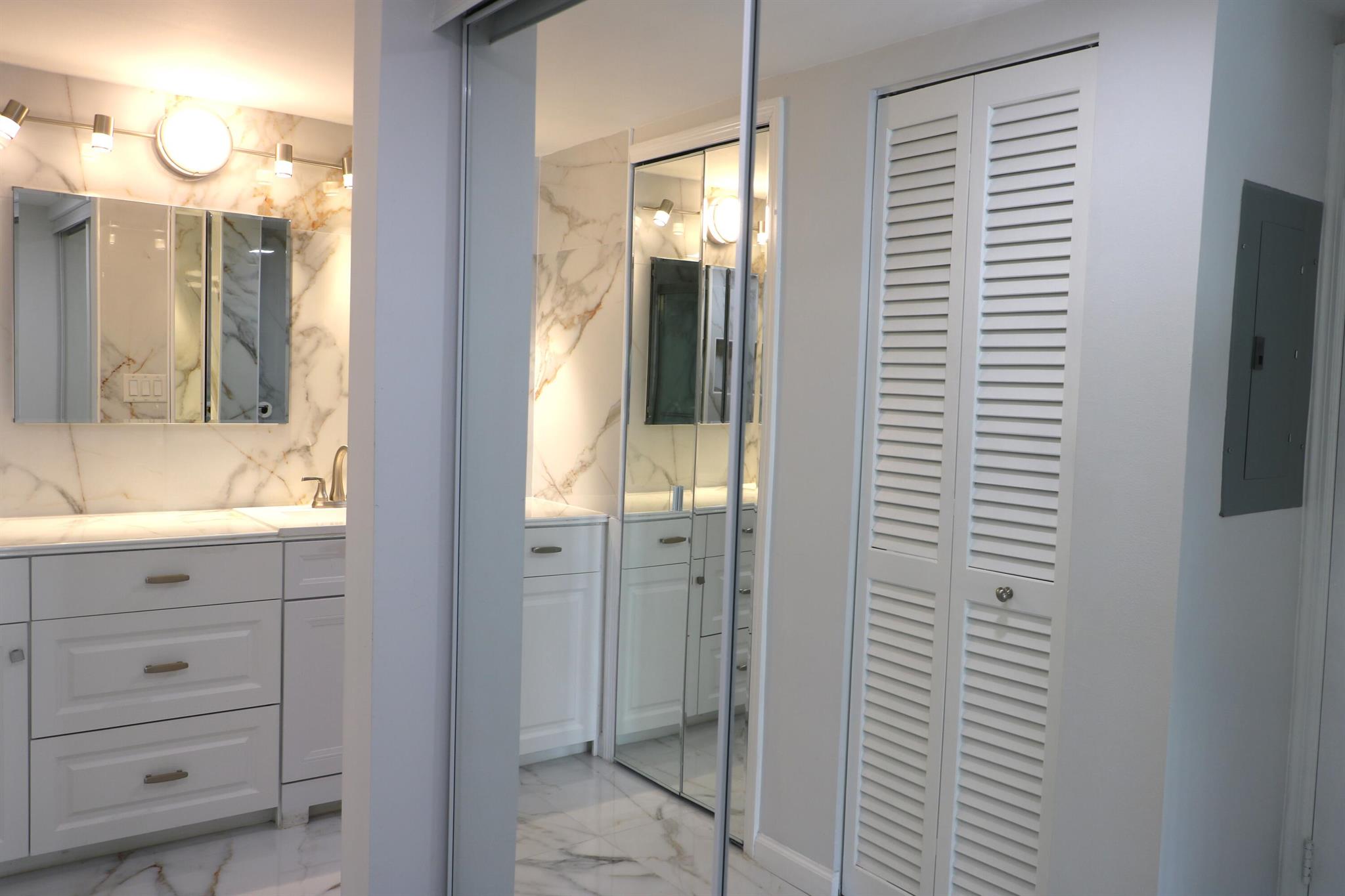 LONGWOOD 1 CONDO - Residential