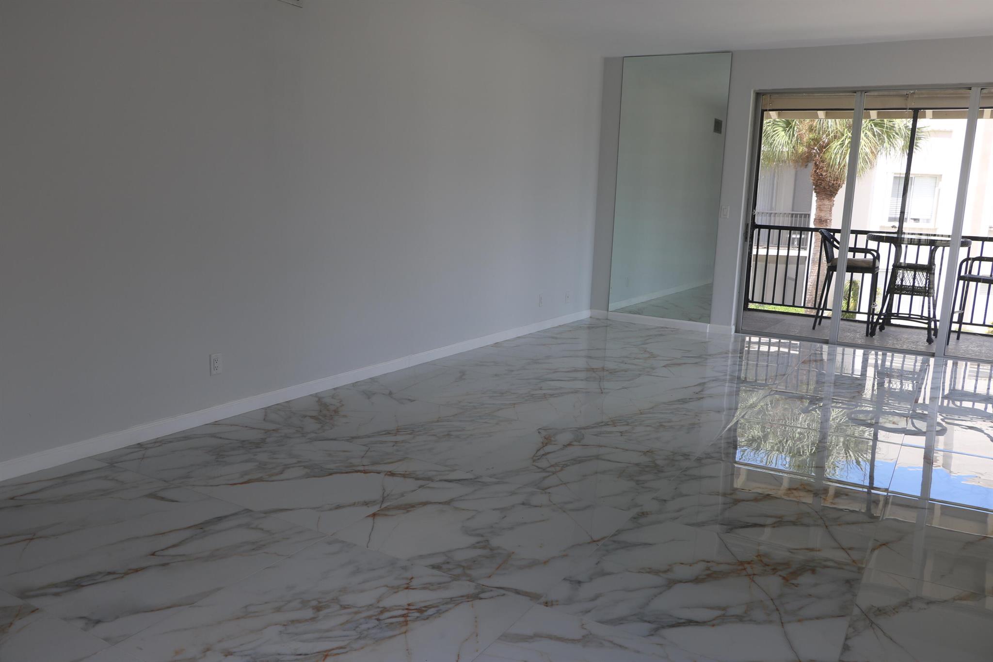 LONGWOOD 1 CONDO - Residential