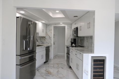 11811 Avenue Of The Pga 3-2f Palm Beach Gardens FL 33418