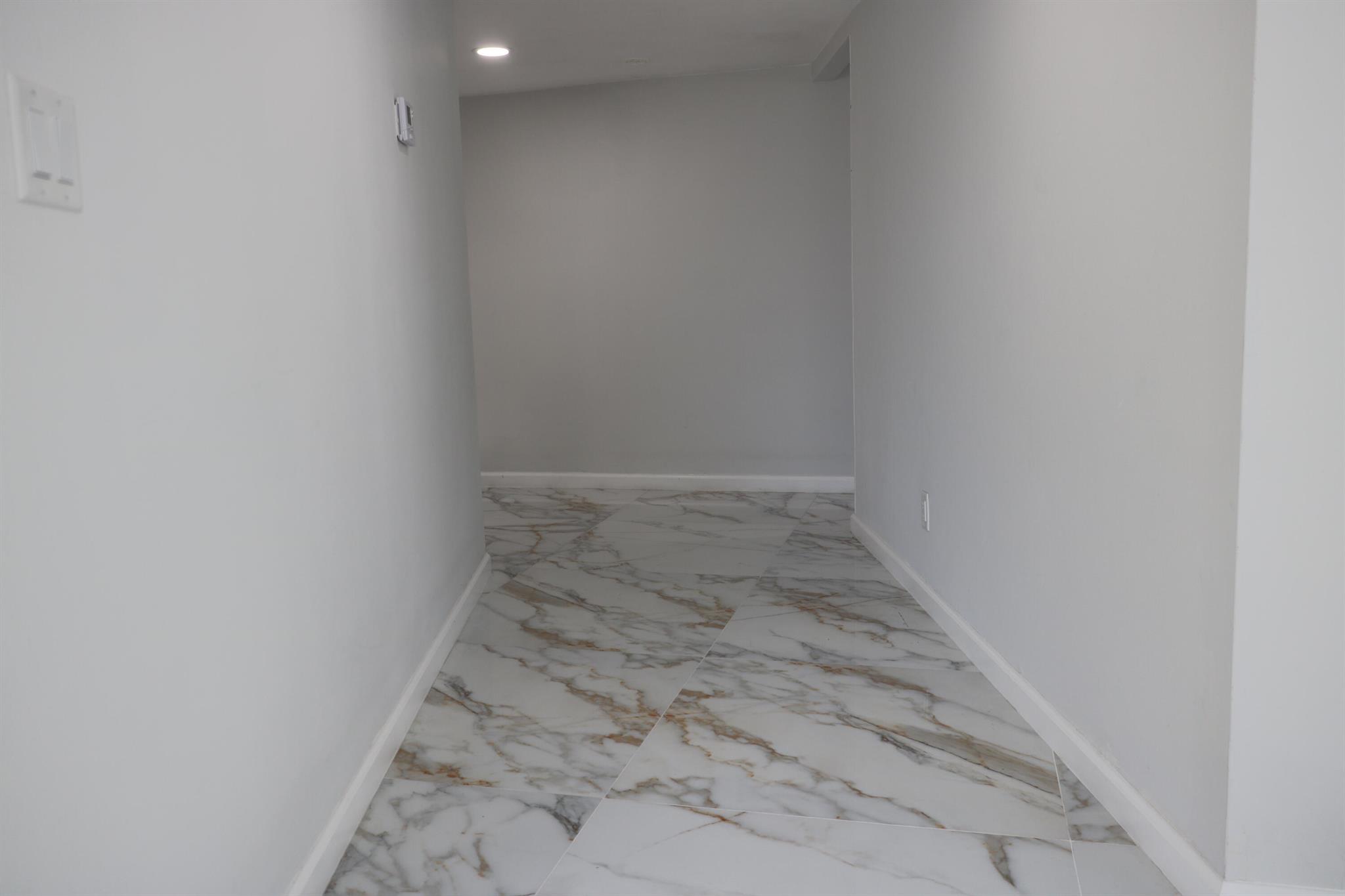 LONGWOOD 1 CONDO - Residential