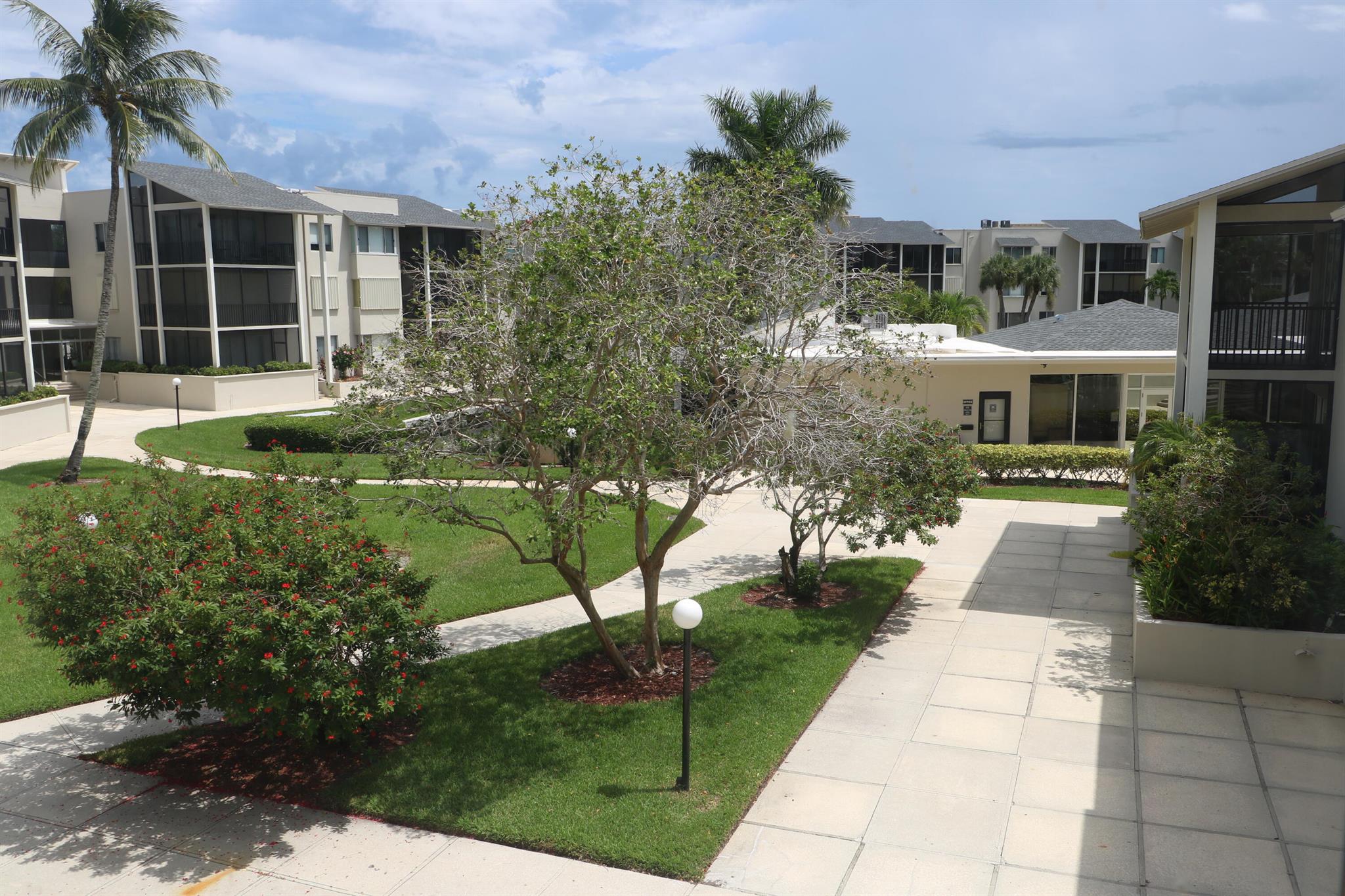 LONGWOOD 1 CONDO - Residential