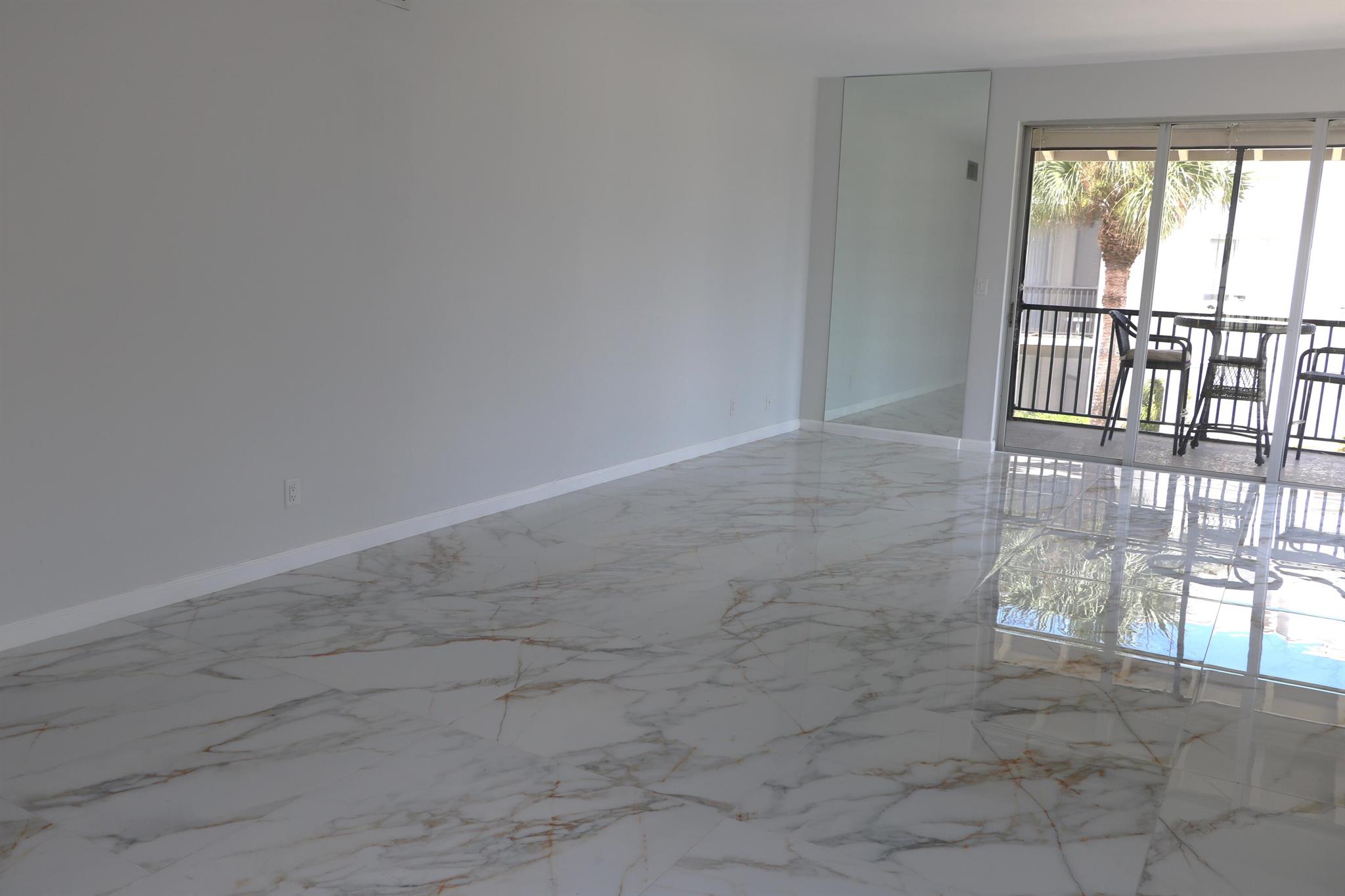 LONGWOOD 1 CONDO - Residential