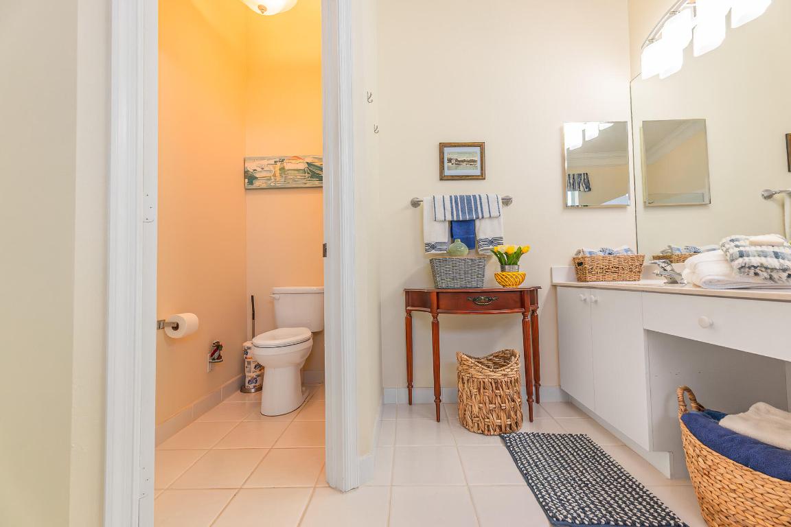 JENSEN BEACH COUNTRY CLUB - Residential