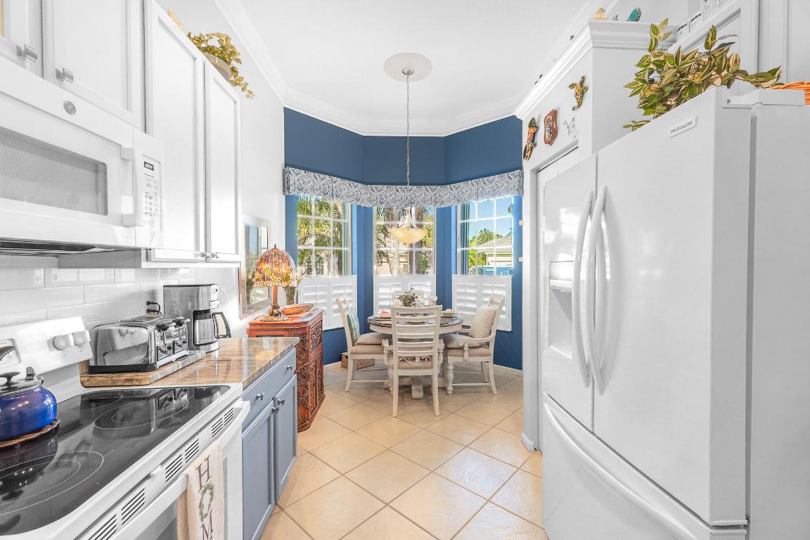 JENSEN BEACH COUNTRY CLUB - Residential