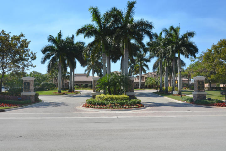 HERON BAY 4 - Residential