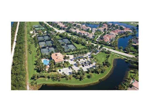 HERON BAY 4 - Residential