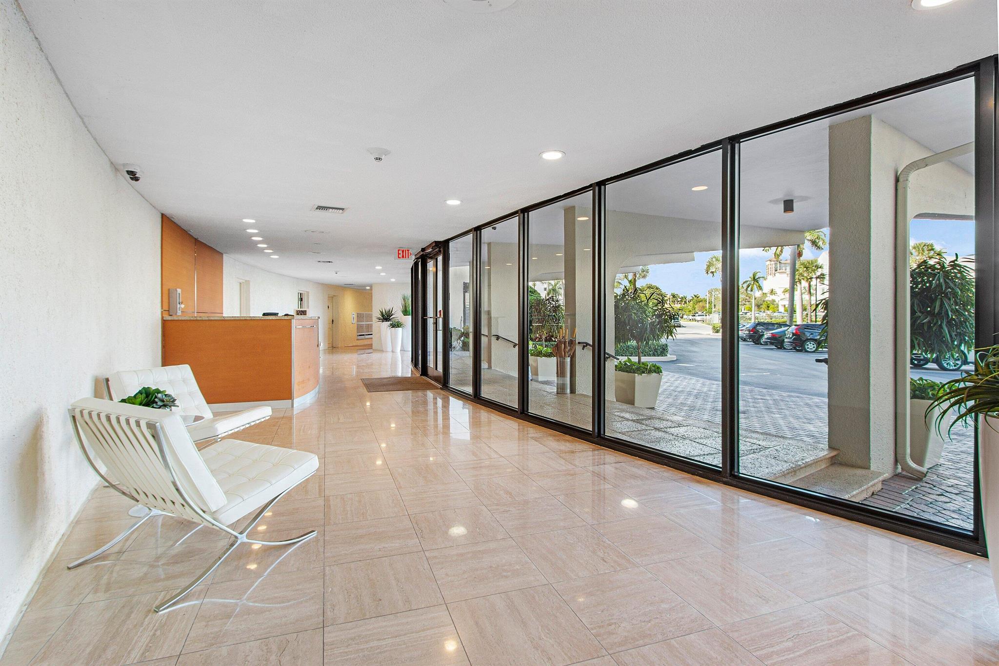 TRIANON CONDO - Residential