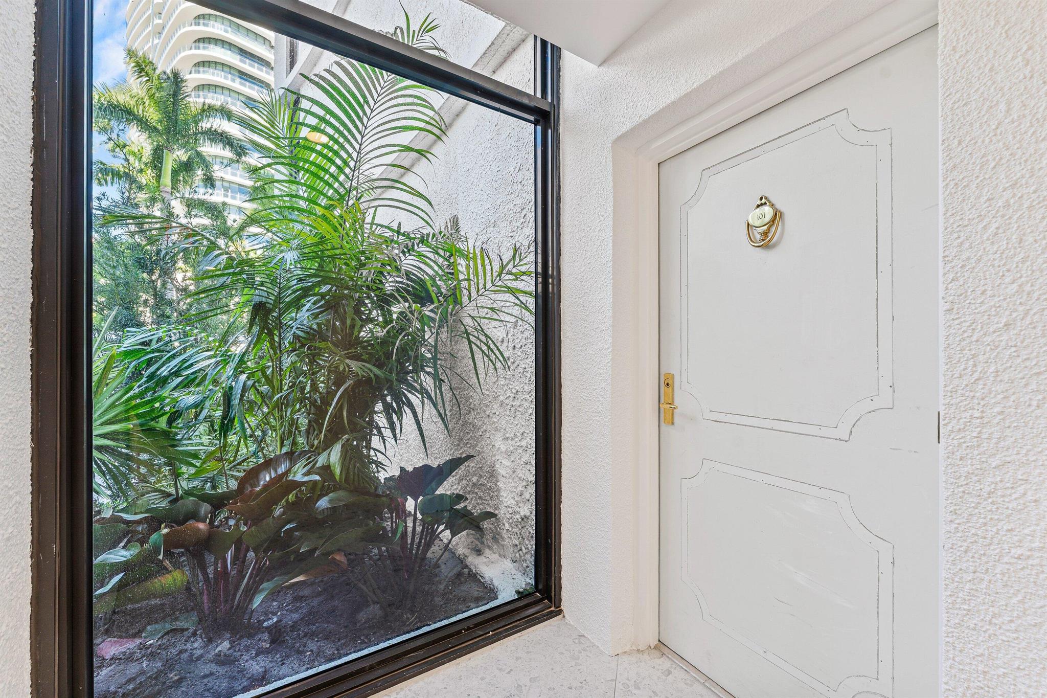 1200 S Flagler Drive 101