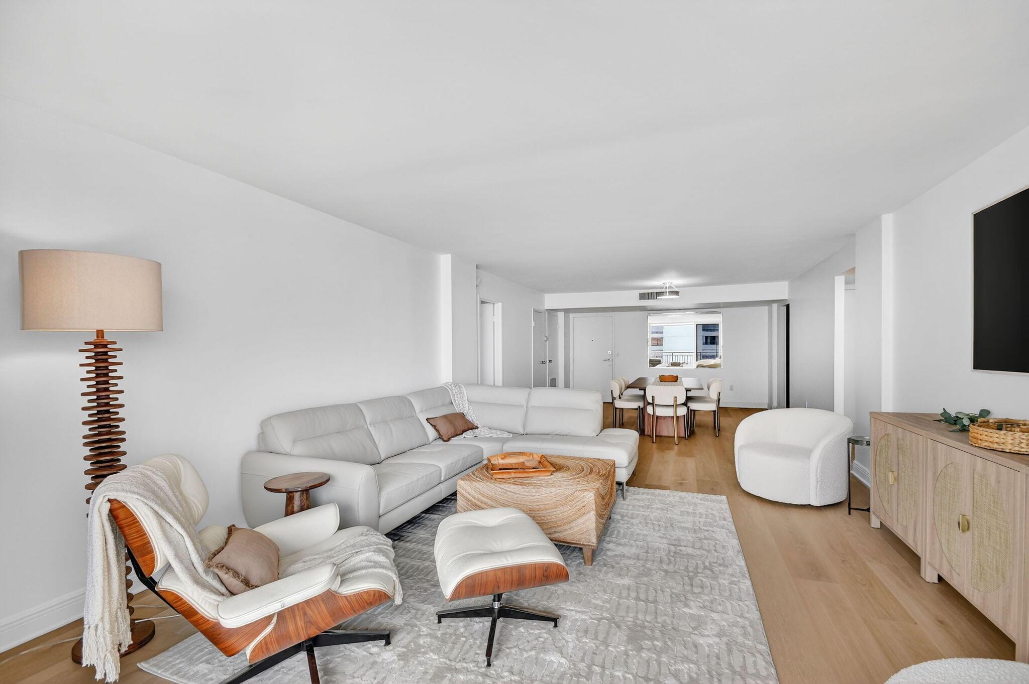 BARCLAY CONDO - Residential Lease