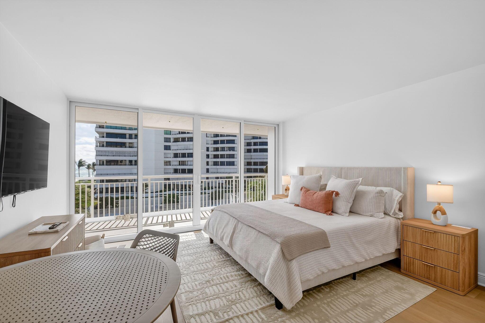 BARCLAY CONDO - Residential Lease