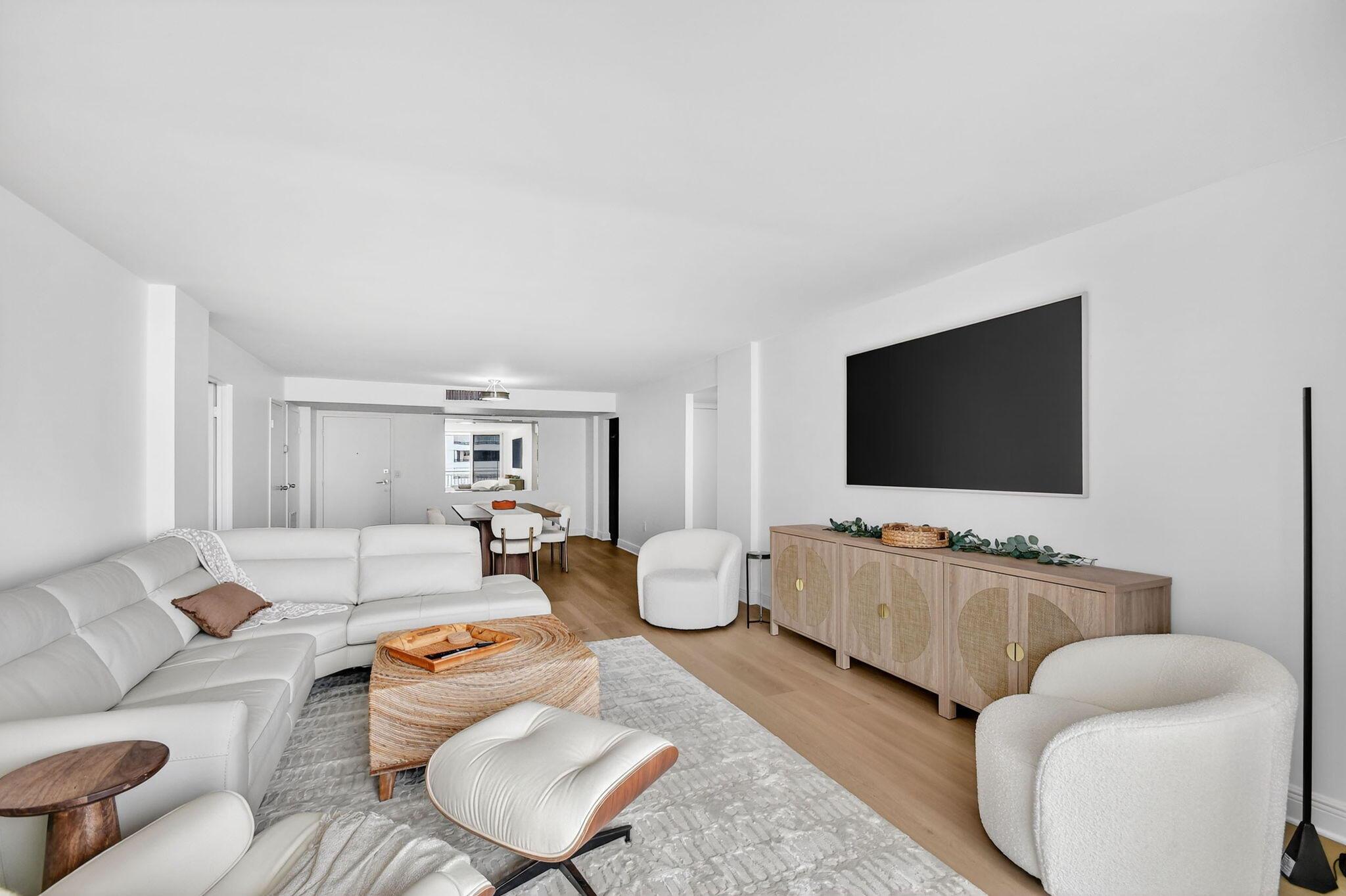 BARCLAY CONDO - Residential Lease