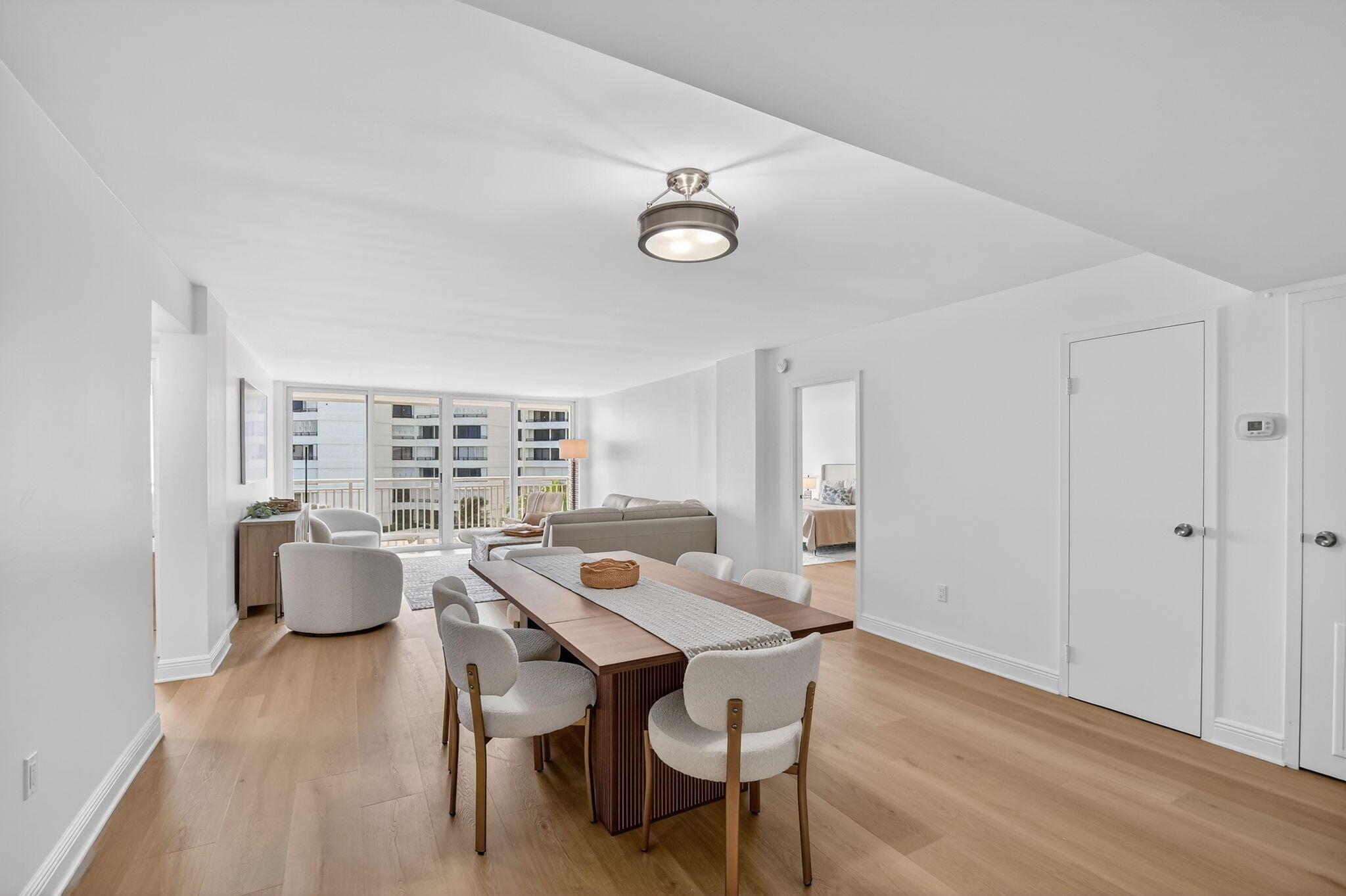 BARCLAY CONDO - Residential Lease