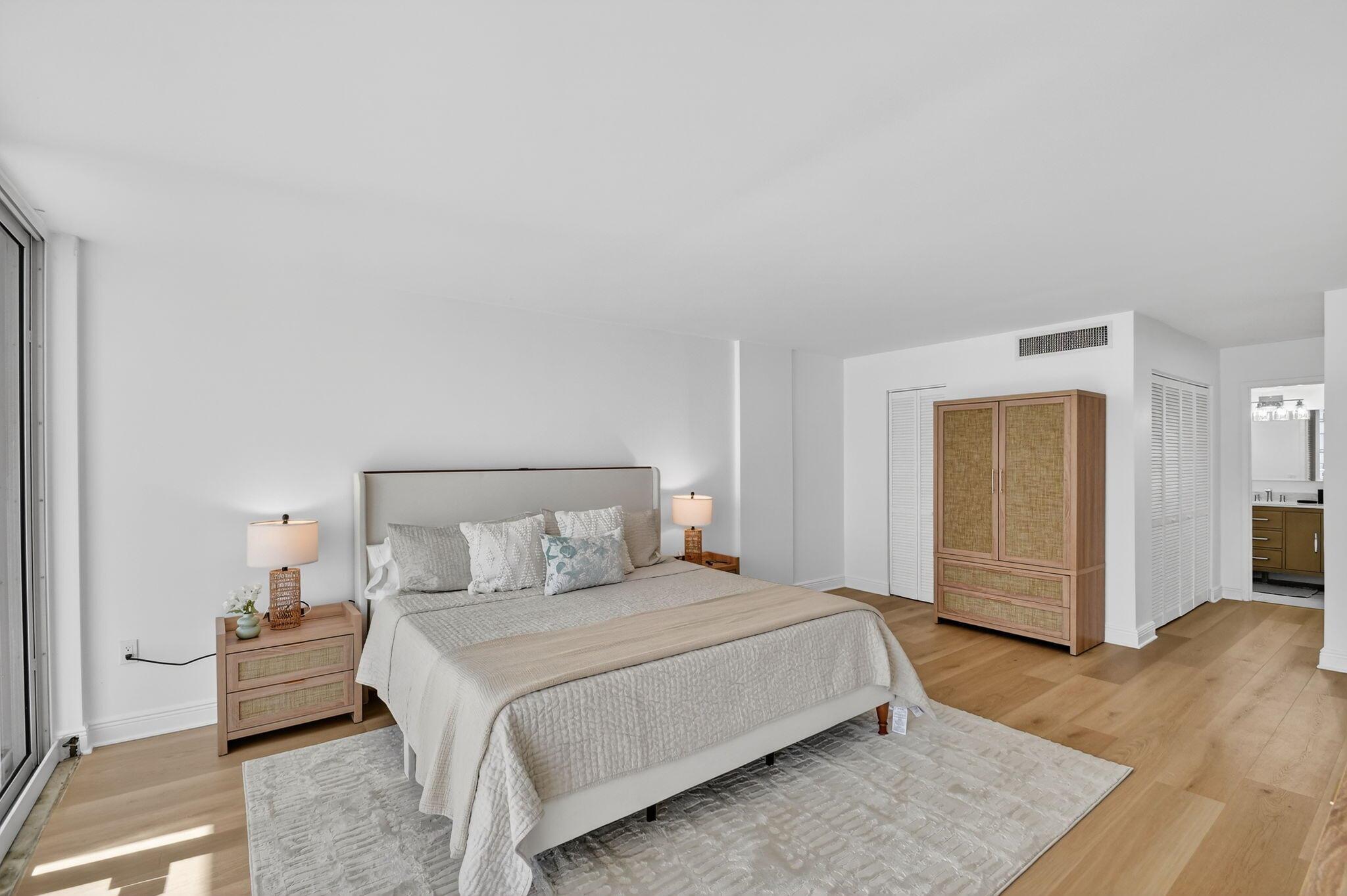 BARCLAY CONDO - Residential Lease