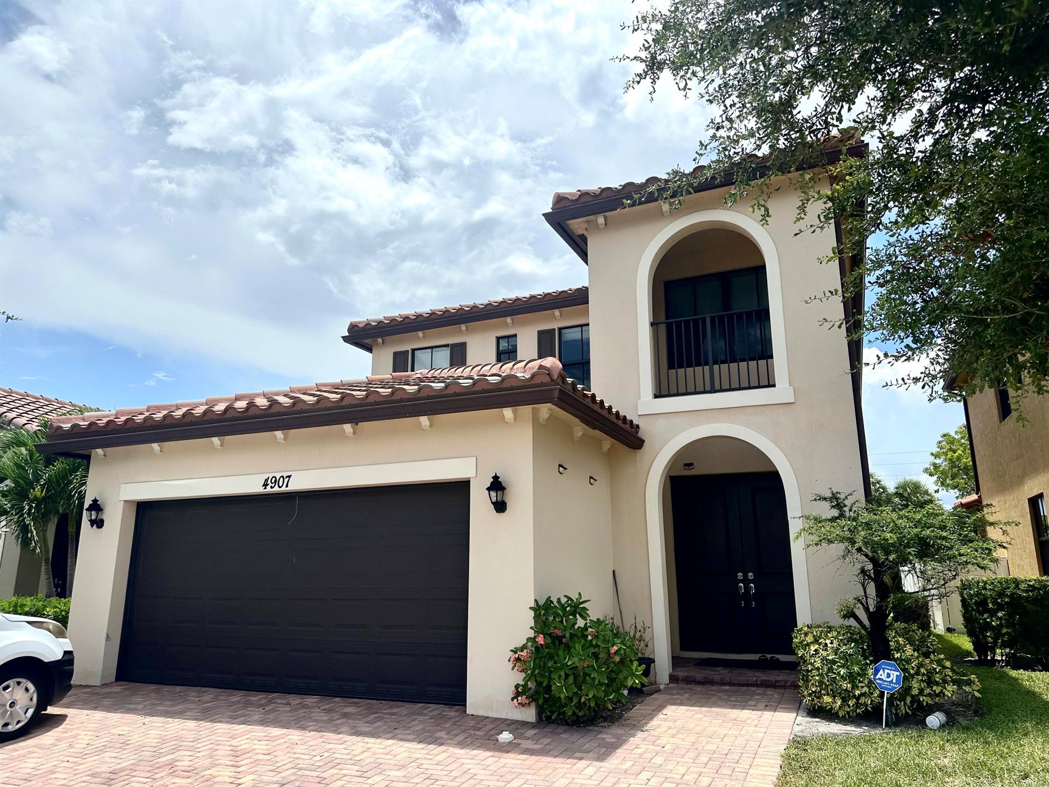 This east facing home is the stately Greyton model, and features 4 bedrooms and 4 bathrooms spread over two spacious floors. Built in 2018, this home is complete with modern finishes, is highly upgraded, and has all of the latest features and additional custom touches including: quartz countertops and stainless steel appliances in the kitchen, custom window treatments, oversized bedrooms all with their own full bathroom, custom lighting features, textured wallpaper in certain areas, expanded storage, and a two-car garage. Outside there are extended patio pavers and a large backyard. This property cannot be missed, shows as if it's brand new, and is a deal in this market!
