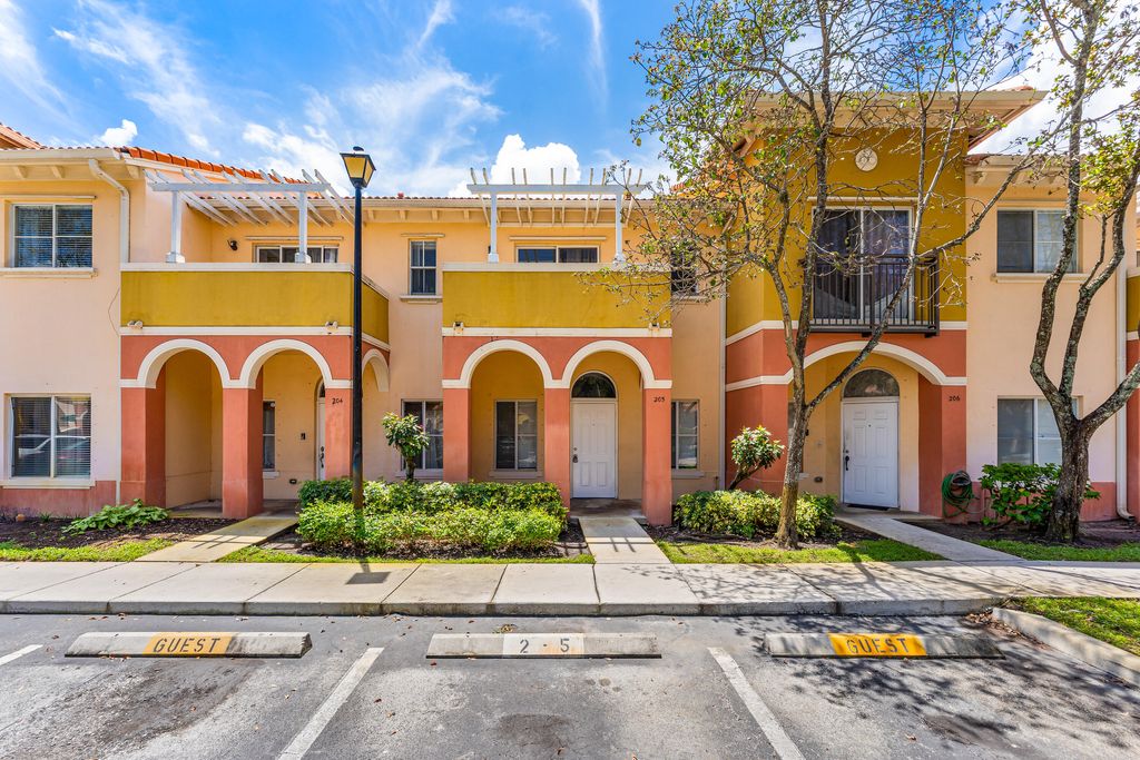 Photo of 205 S Santa Catalina Circle #205, North Lauderdale, FL 33068 (MLS # B26016241)