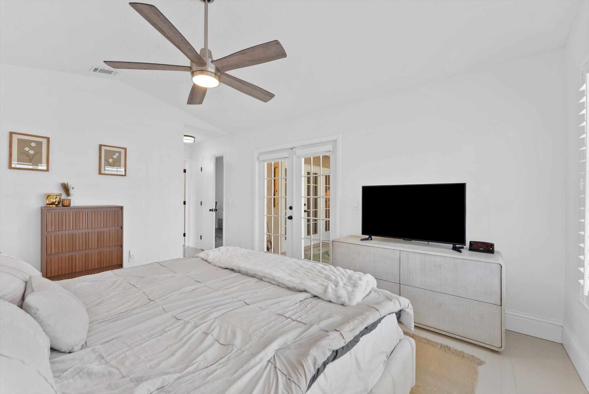 THE LAKES - Residential Lease