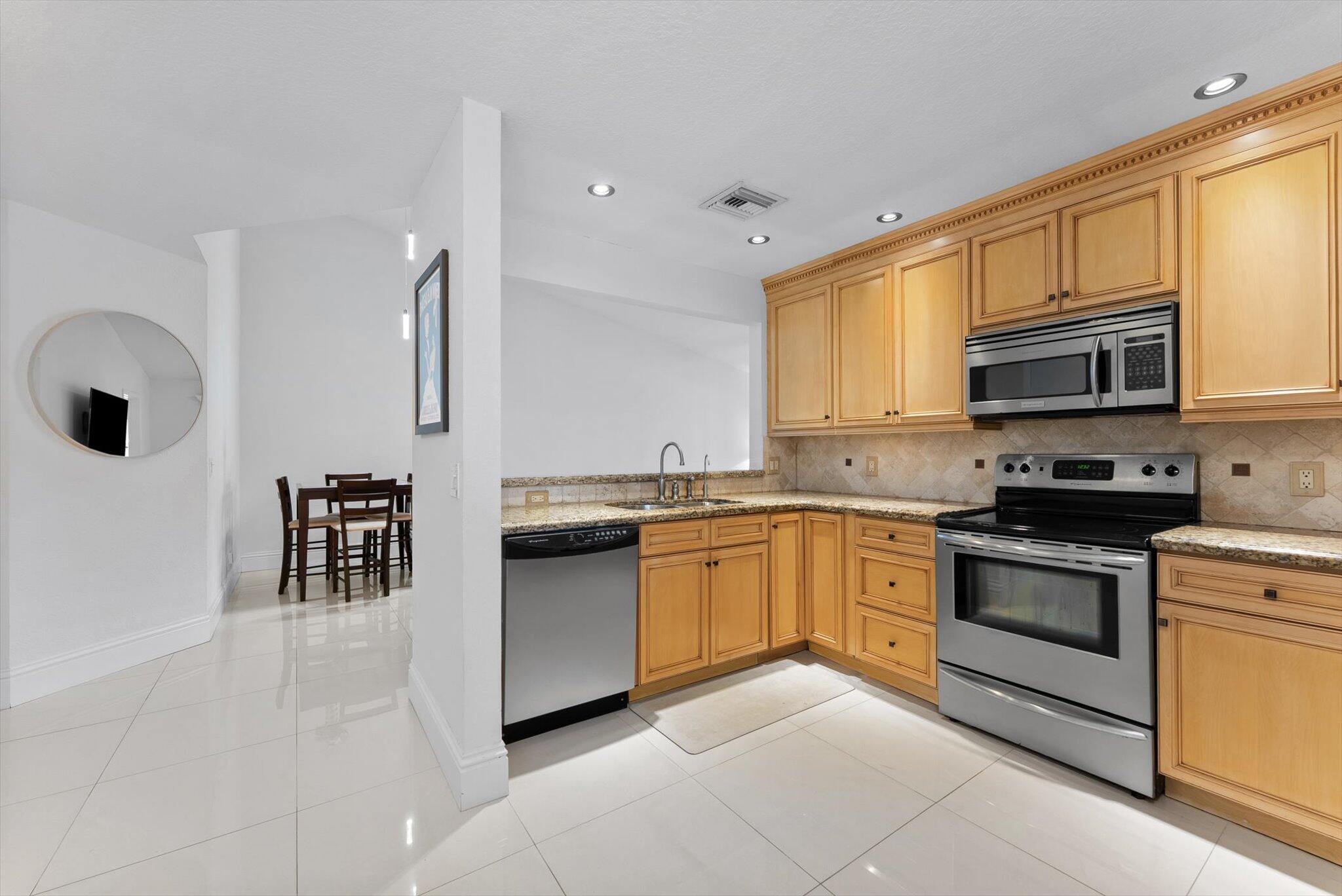 THE LAKES - Residential Lease