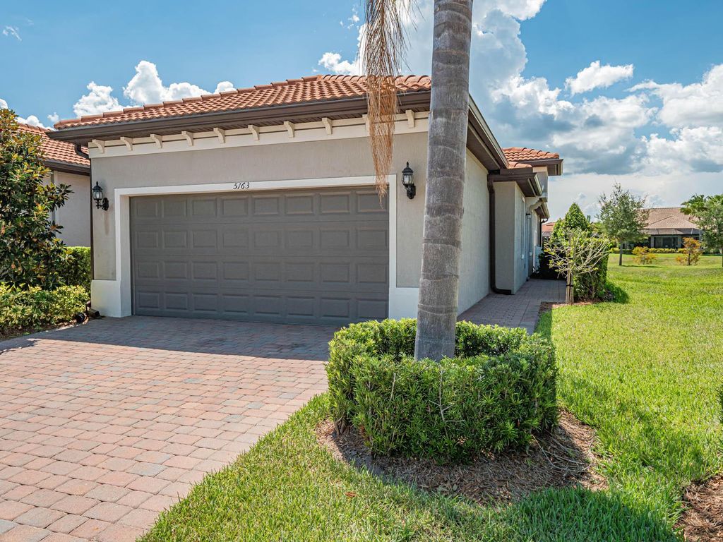 Photo of 5163 Longhorn Drive, Vero Beach, FL 32967 (MLS # R11103991)