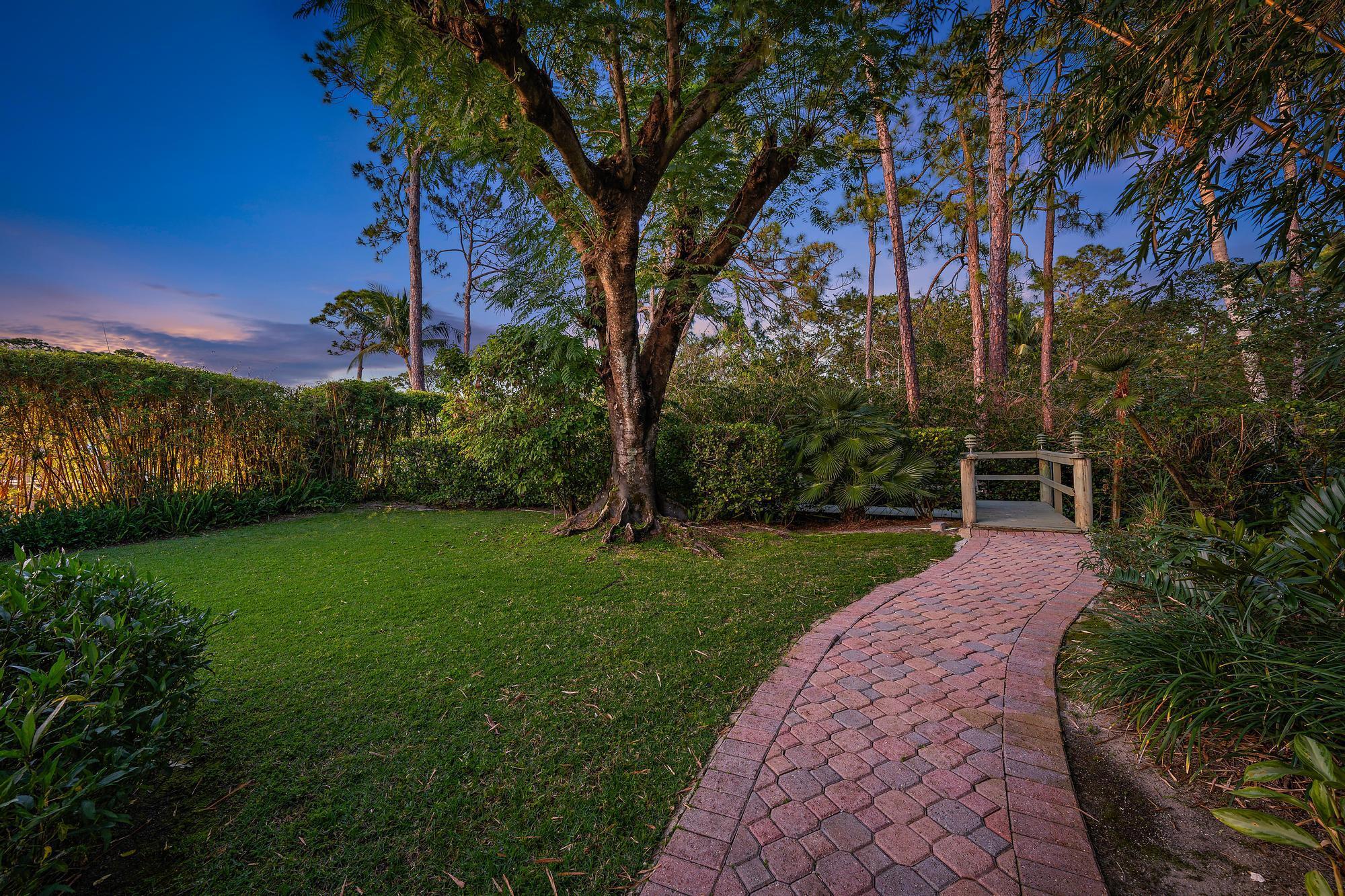 JUPITER RIVER ESTATES - Residential