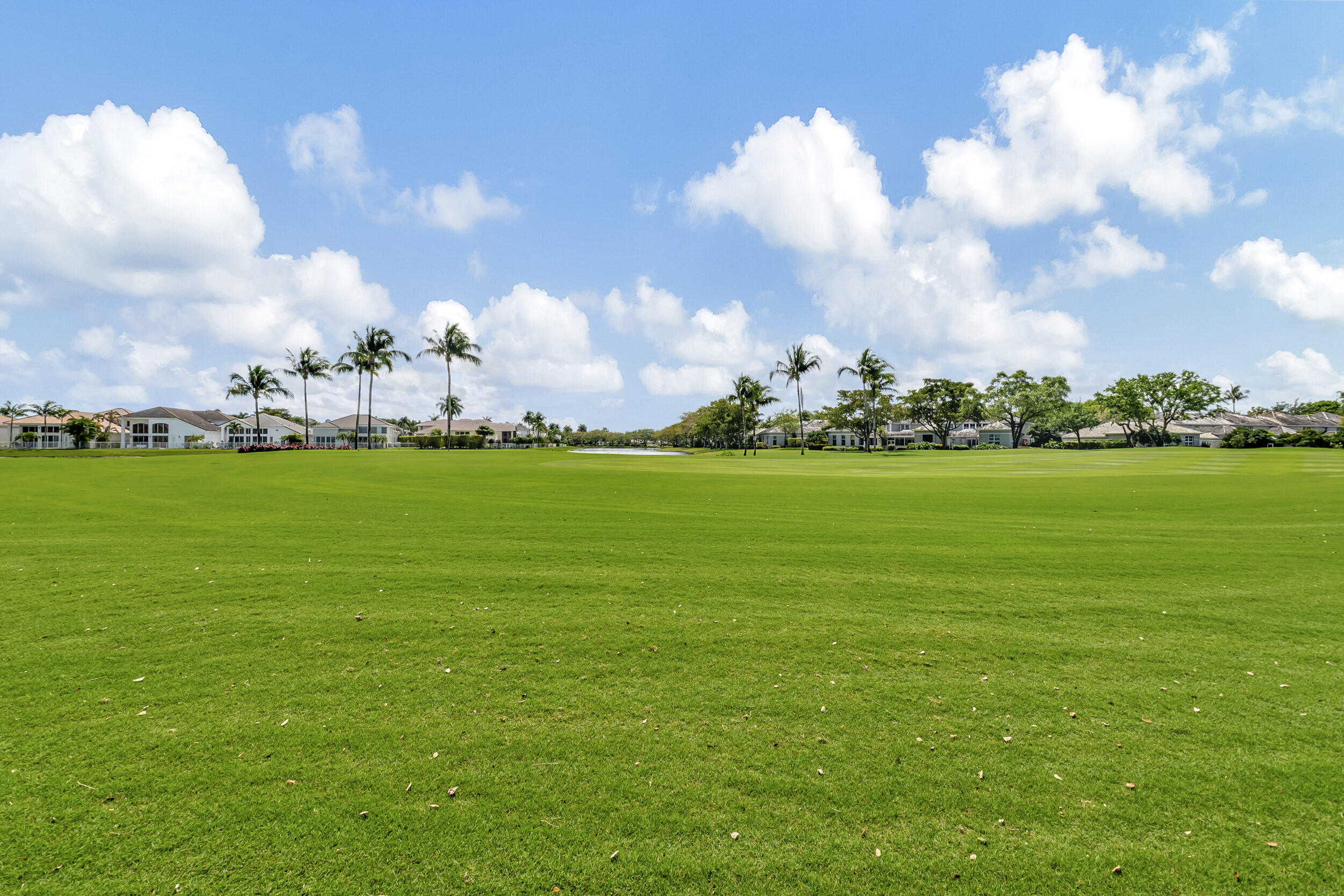 BRIARCLIFF AT WOODFIELD COUNTRY CLUB - Residential Lease