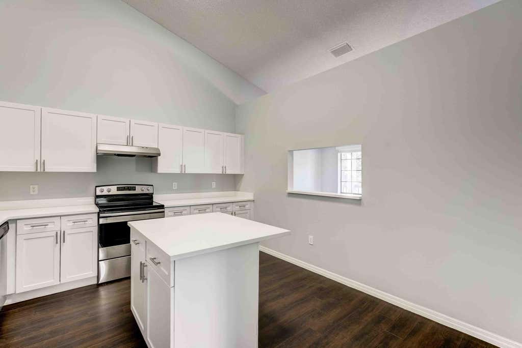 Photo of 4685 N Haverhill Road #B24, West Palm Beach, FL 33417 (MLS # B26036262)