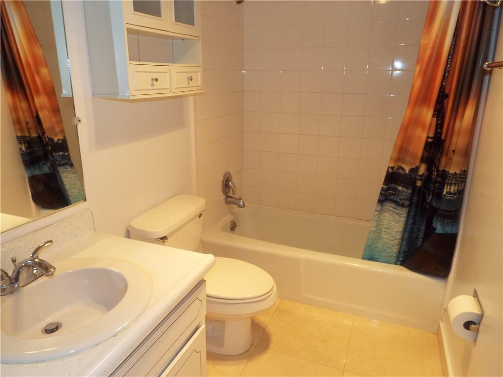 PALM AIRE COUNTRY CLUB - Residential