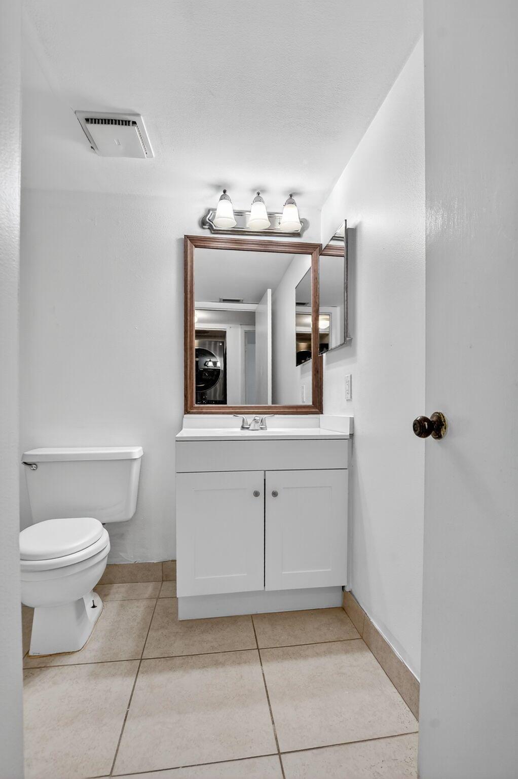 COURTYARD CONDOMINIUMS - Residential