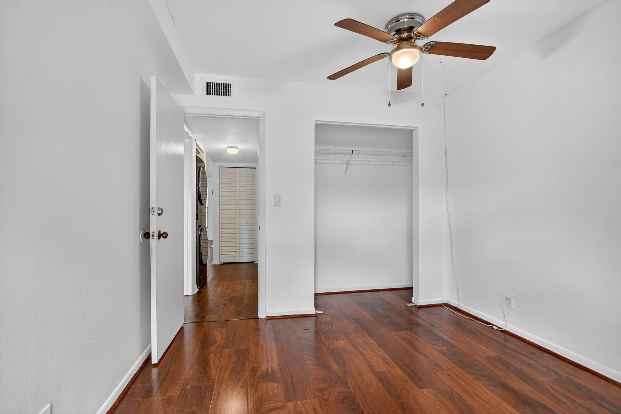 COURTYARD CONDOMINIUMS - Residential