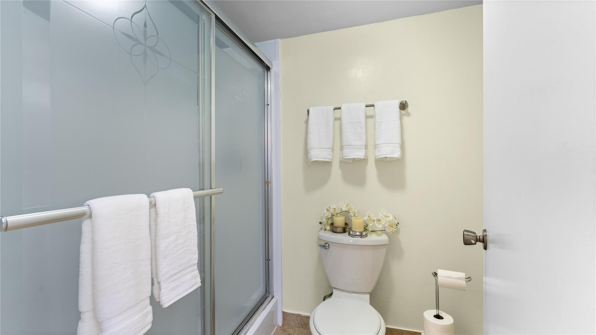 NASSAU VILLAGE WYNMOOR CONDO - Residential