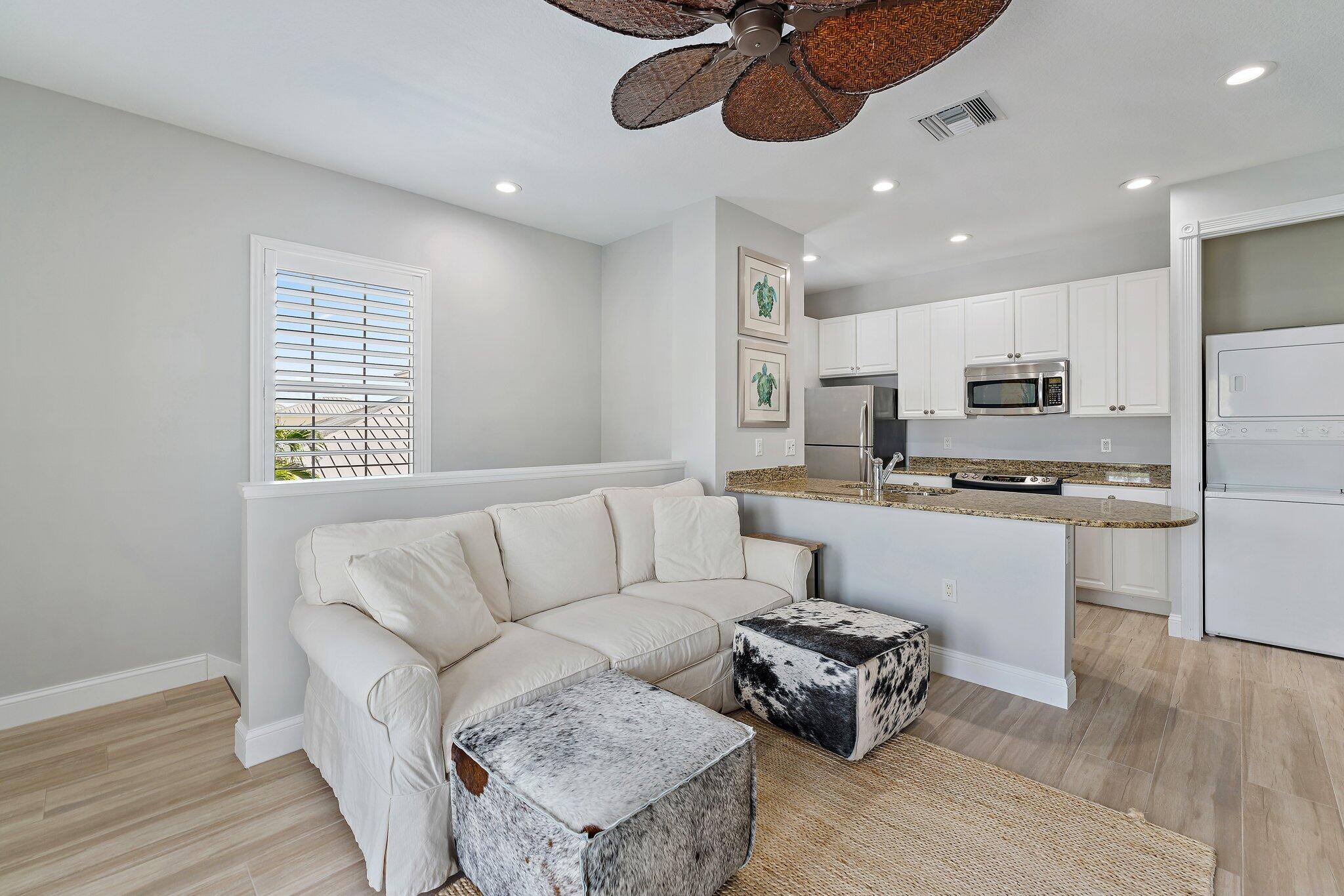 Mallory Creek at Abacoa - Residential